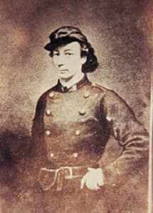 Louise Michel uniforme commune